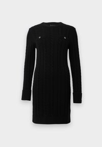 Abito nero lavorato a maglia con maniche lunghe, caratterizzato da un motivo a treccia, polsini a coste e due bottoni decorativi sul davanti.
