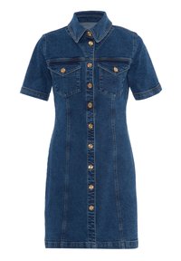 Robe chemise en denim bleu foncé, avec un devant boutonné, des manches courtes, deux poches poitrine et des boutons dorés. Design de col classique.