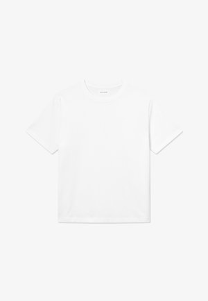Witte katoenen T-shirt met korte mouwen, een ronde halslijn en een rechte zoom. Glad textuur zonder zichtbare patronen of accenten.