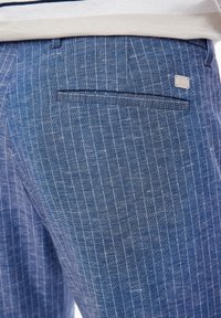 s.Oliver BLACK LABEL Kalhoty - blue