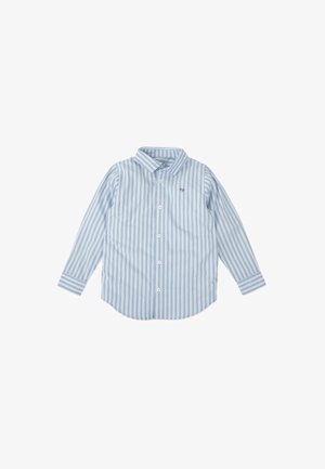 Camisa de manga larga a rayas azul claro con cuello abotonado y un pequeño logo bordado. Tejido de algodón con una textura suave.