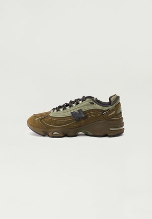 New Balance M1000 UNISEX - Trainers - woodland
