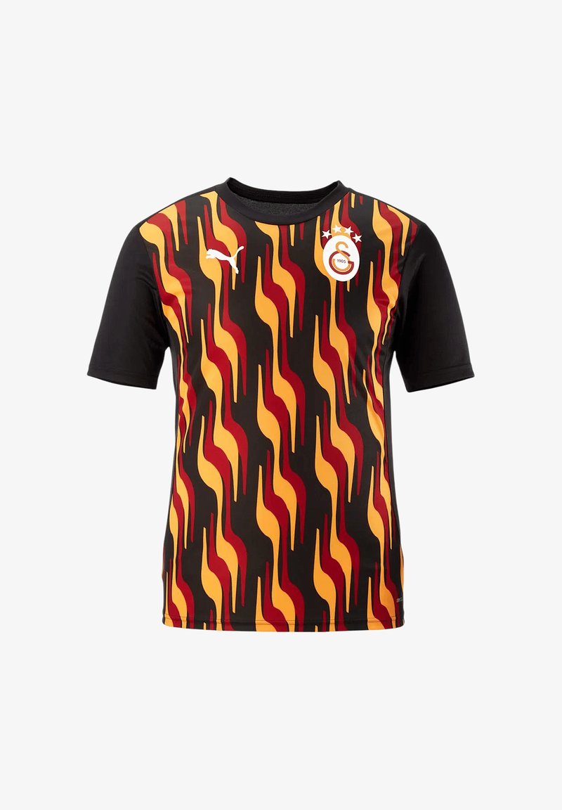 Zwart shirt met korte mouwen en een opvallend vlamdesign in rood, oranje en geel. Bevat het Puma-logo en een cirkelvormig clubembleem.