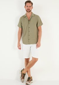 Buratti REGULAR FIT - Pluus - khaki