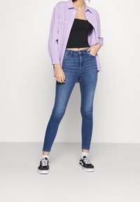 ONLY Vaqueros pitillo - blue denim