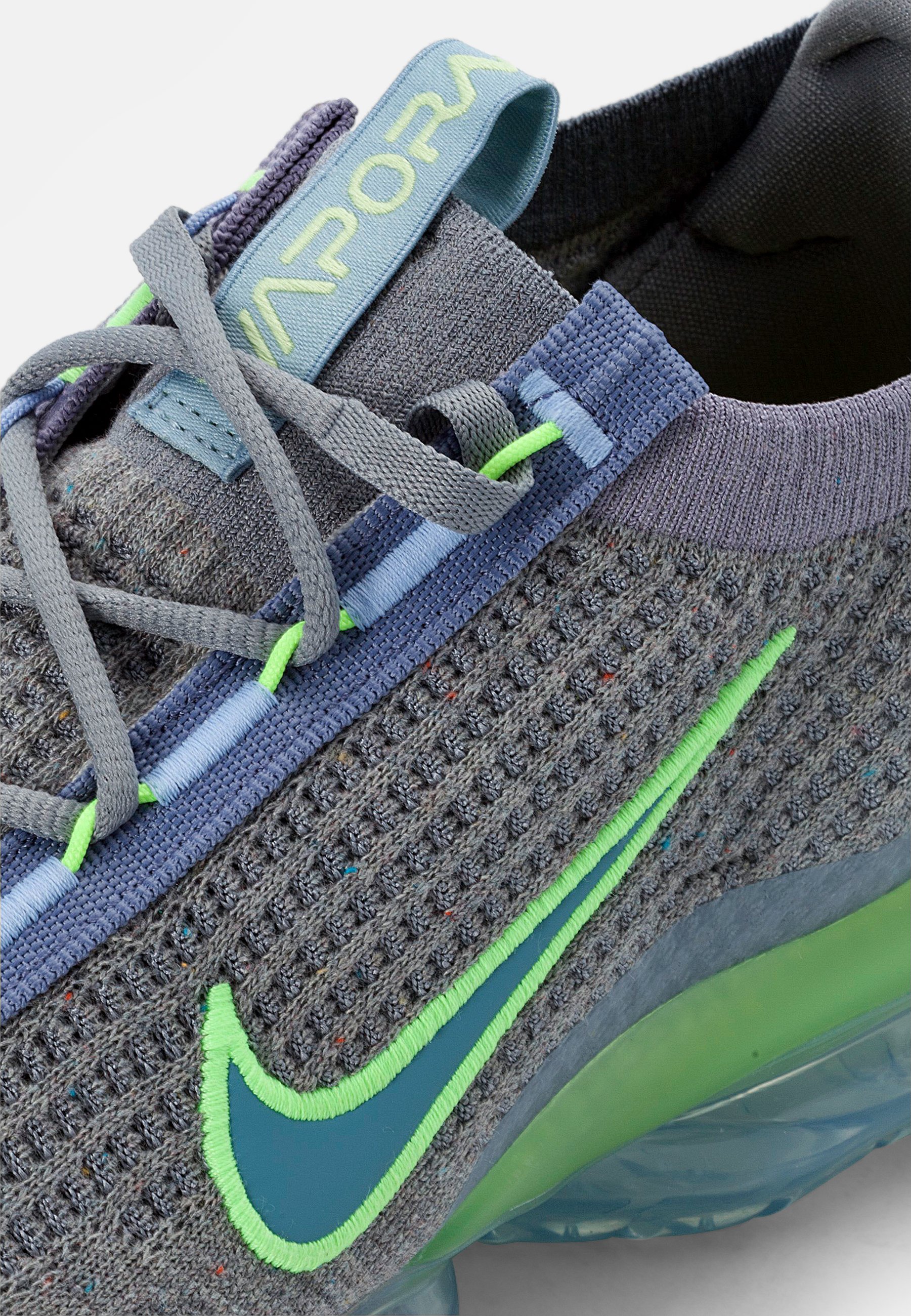 vapormax trainers grey