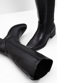 bonprix Stivali alti - black