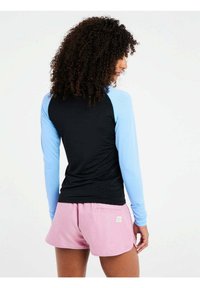 Protest PRTJACY - Langarmshirt - true black   havasublue