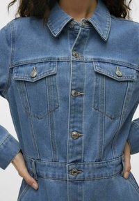 Vero Moda VMMOLLY LANGES - Velika haljina - medium blue denim