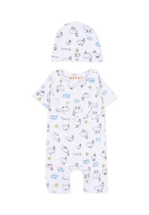 Ensemble grenouillère blanche et bonnet pour bébé avec motifs colorés de moutons, nuages et soleil dessinés à la main, manches courtes et pressions à l'entrejambe.