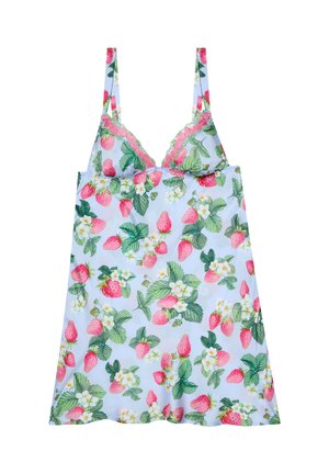 Slip di lingerie azzurro chiaro con motivo di fragole rosa e foglie verdi, caratterizzato da rifiniture in pizzo rosa sul seno e spalline regolabili.