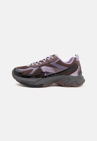 Δεν επιλέχθηκε, brown/black/grape