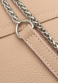 RYŁKO Borsa a tracolla - beige