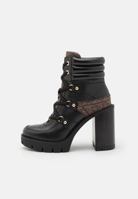 MICHAEL Michael Kors ASHER HEELED BOOTIE Stivaletti