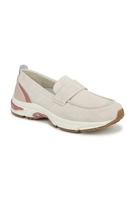 Scarpa slip-on in suede beige con suola in gomma, colletto imbottito e dettagli rosa chiaro. Texture liscia e design snello.