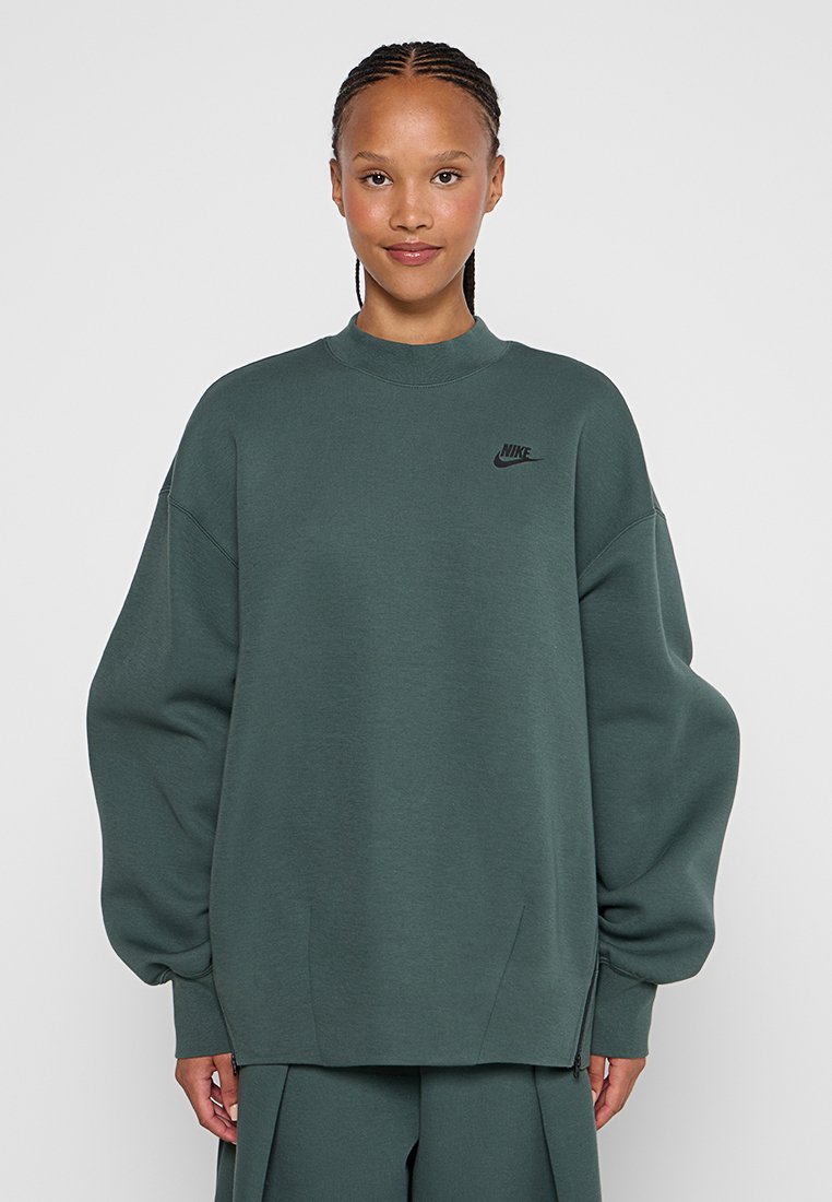 Nike Sportswear Sweater groen