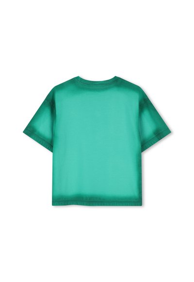 T-shirt met korte mouwen in zeegroen met een subtiel verloopkleur-effect rond de randen, getoond van achteren op een witte achtergrond.