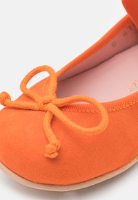 Pretty Ballerinas AMI - Sabrinas com tira no tornozelo - tangerine/orange