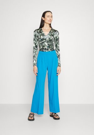 2nd Day 2ND REINE - VELVET PLEASURE - Μπλούζα με μακριά μανίκια - green