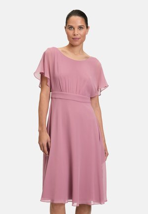 Vera Mont KURZARM - Freizeitkleid - desert rose