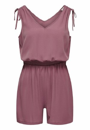 Mono corto malva con tirantes ajustables con lazo, escote en V profundo, cintura elástica y pantalones cortos de corte holgado. Textura suave y tela ligera.