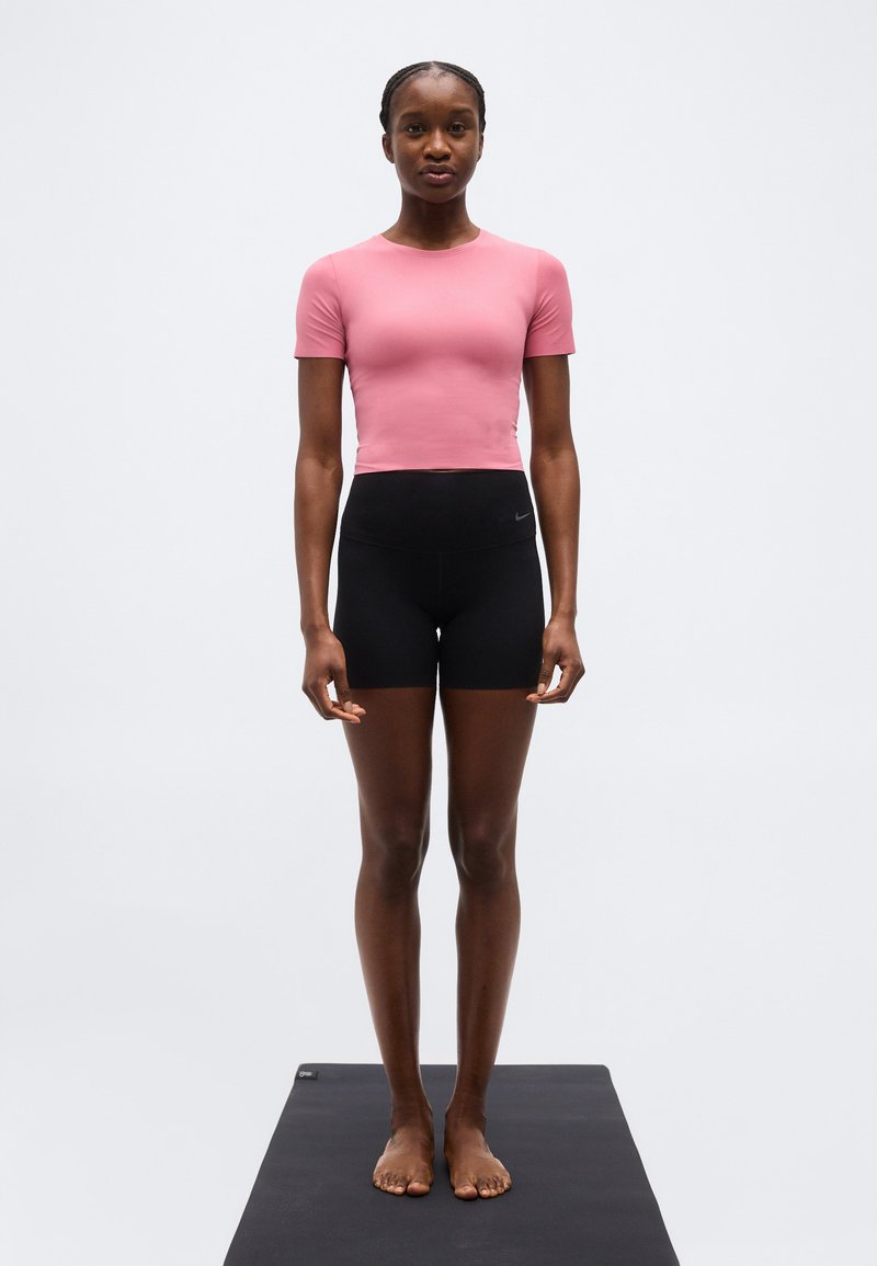 Nike Performance ZENVY - Sportovní tričko - peony/white
