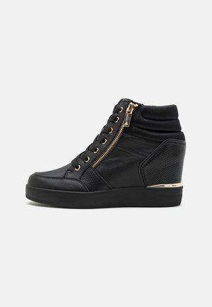Bottines Compensées Vince Katia En Cuir - Taille US 8 / EUR 39 - Style Confort & élégance