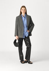 Rouge Edit VILALA TROUSER - Lederhose - meteorite