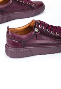 Pikolinos RIELLS - Zapatillas - bordeaux