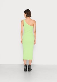 Monki Vestido de malha - green