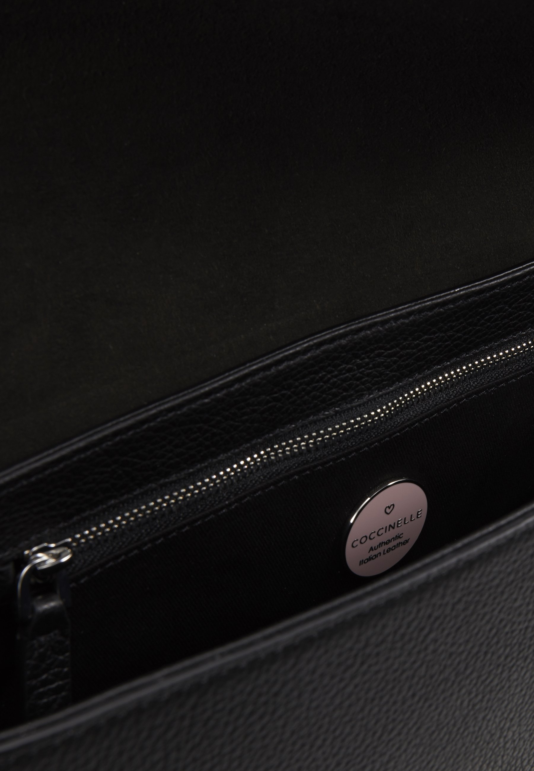 Coccinelle FLORENCE SHOULDER Håndveske noir Zalando.no Coccinelle FLORENCE SHOULDER Håndveske noir Zalando.no