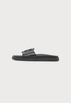 Steve Madden, MAYKE - Sandalias planas - black
