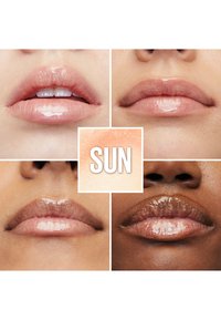 Cinq lèvres affichées dans diverses nuances de nude avec des finitions brillantes. Une étiquette centrale indique "SOLEIL" en texte gras de couleur claire sur un fond pêche.