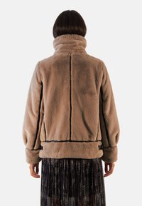 Oakwood Zimní kabát - brown