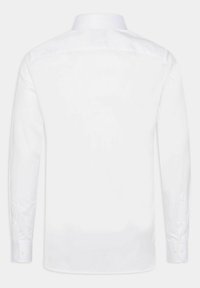 Vit långärmad skjorta med spetsig krage, knäpps manschetter och ett slätt, lätt texturerat tyg. Baksidan har en central söm.