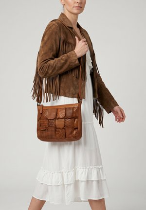 VENEZIA, HANDBAG - Umhängetasche - brown