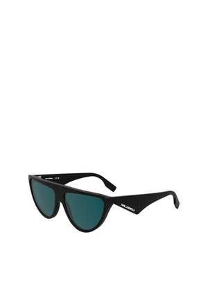 Occhiali da sole neri con forma a occhio di gatto e lenti verde scuro. Realizzati in plastica, presentano un design minimalista e un marchio discreto sulla stanghetta.