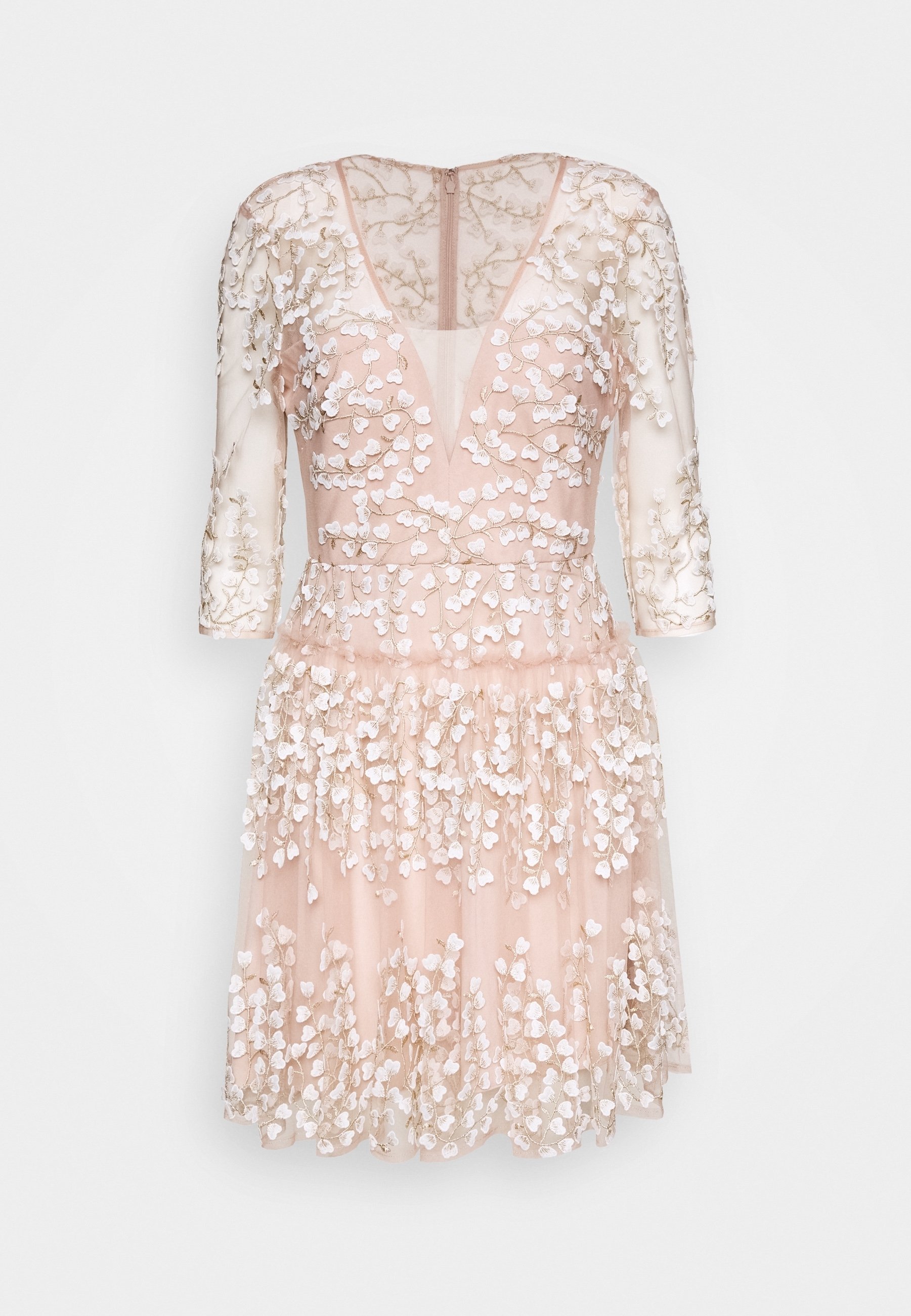 bcbg luann floral lace dress Tulle & Lace Gown – BCBGMAXAZRIA