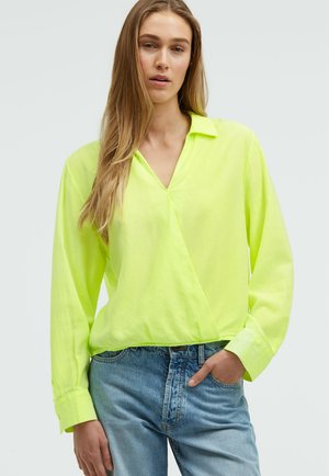 SENSES.THE LABEL SENSES.THE LABEL BLUSE BL:IE MIT ASYMMETRISCHEM DESIGN - Bluse - new lime