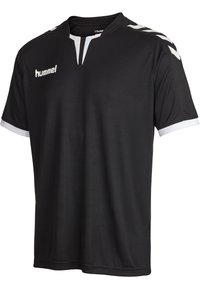 Sort sportsjersey lavet af fugttransporterende stof. Har en hvid krave og ærmeaccenter, med et subtilt logo på forsiden.