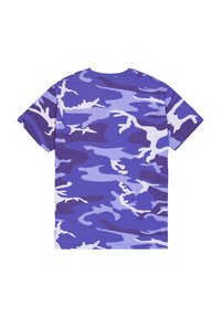 Majica s kratkimi rokavi v barvnem kombinaciji vijolične in bele kamuflažne oblike, narejena iz mehkega blaga; ima klasičen kroj z ovratnikom in sproščenim fit.
