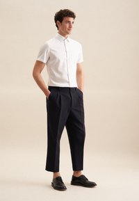 Seidensticker SLIM - Overhemd - white
