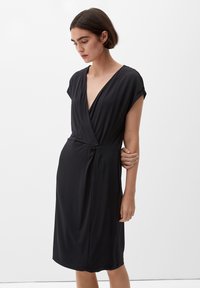 s.Oliver BLACK LABEL MIT KNOTENDETAIL - Jurk - black