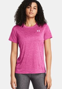 Under Armour TECH TWIST - T-skjorte til trening - rebel pink elixir white