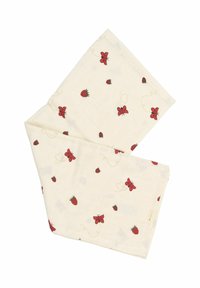 Puuvillane kangas kreemika taustaga, millel on punased maasikad ja liblikad, kaunistatud kuldsete keeriste ja peente detailidega.