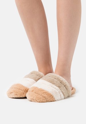 QUILTED SCUFF COLORBLOCK - Mules - light sand/multi-coloured