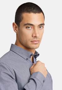Lindbergh MOULINÉ STRETCH  - Camicia - black