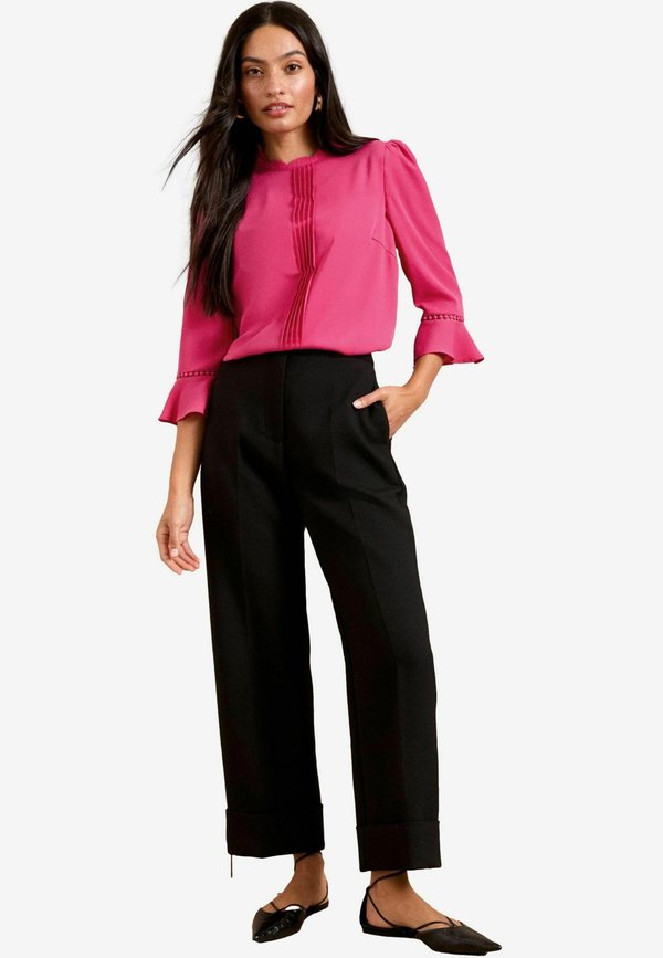 SCALLOP PINTUCK FLUTE SLEEVE - Bluse