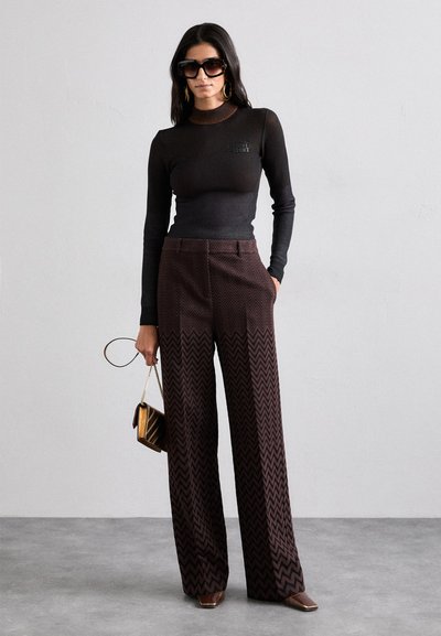 Missoni TROUSERS - Calças - chocolate plum