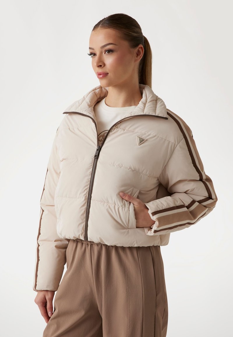 Guess BANDES CONTRASTÉES - Giacca invernale - beige multi